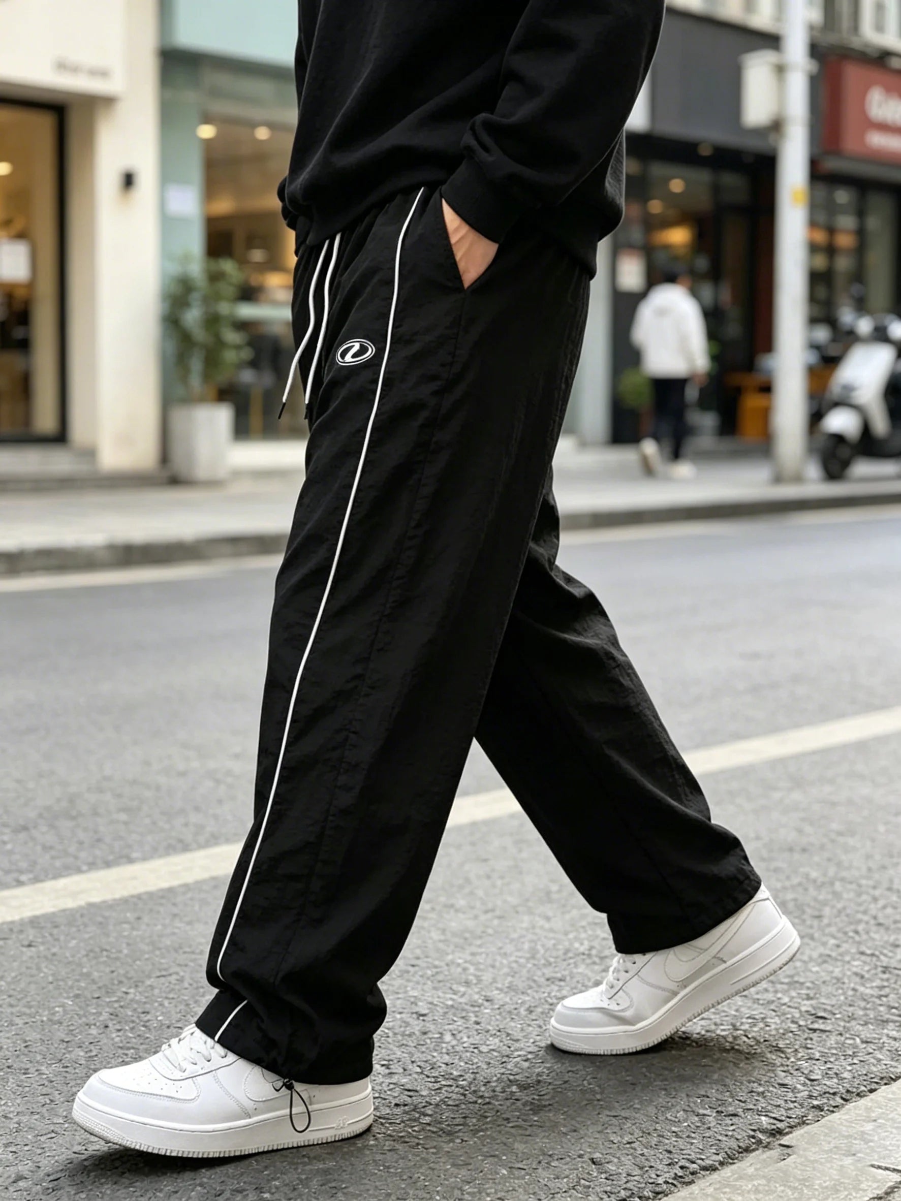 Men's Lightweight Quick-Dry Striped Joggers